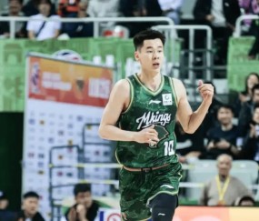 南京末节轰出28-12逆转取胜，北控全队17中4、命中率仅23.5%