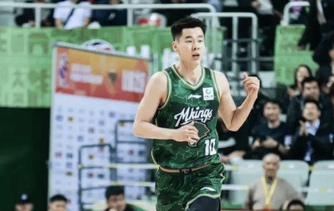 南京末节轰出28-12逆转取胜，北控全队17中4、命中率仅23.5%