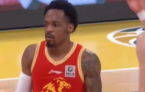 NBA直播-仅休息30秒，布朗23中10砍27分3板8助3断&amp;amp;末节率队终结比赛